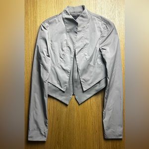 BCBGMaxazria “Ozzy” cropped jacket. Gravel. Size XS. Excellent Condition!